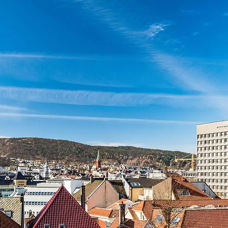 Kong Oscars Apartman *