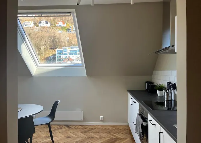 Apartment Kong Oscars *